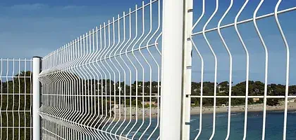 3D заборы: преимущества, как выбрать высоту и цвет покрытия